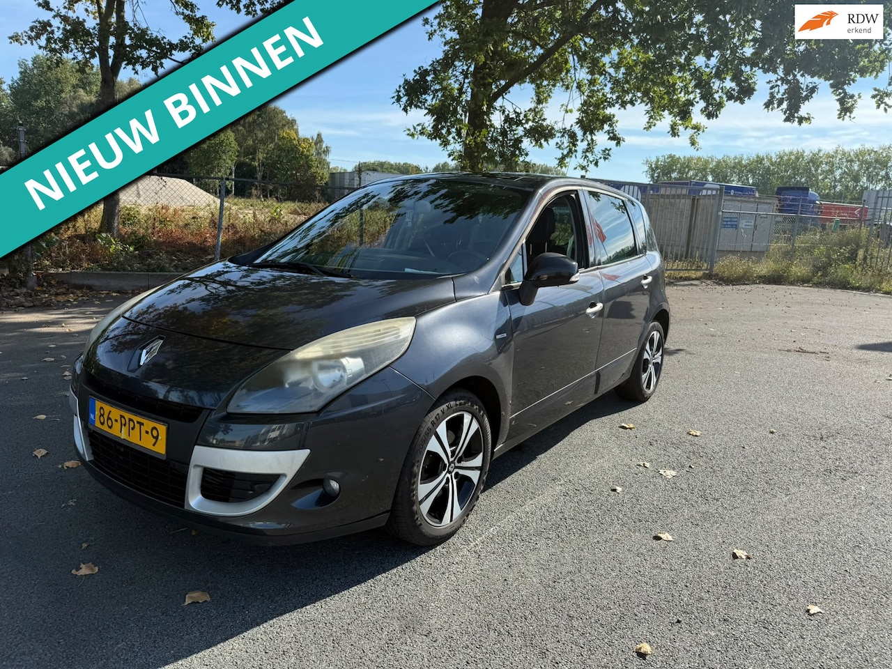 Renault Scénic - 1.4 TCe Bose NETTE AUTO RIJDT EN SCHAKELT GOED - AutoWereld.nl