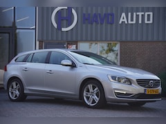Volvo V60 - 2.4 D6 AWD Plug-In Hybrid Summum, TREKHAAK, LEDER