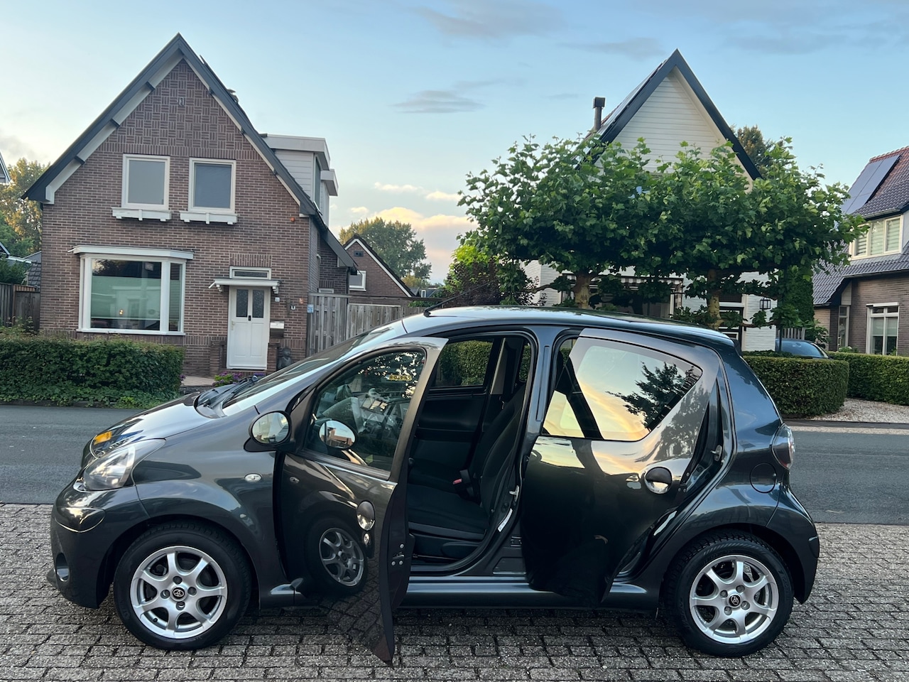 Toyota Aygo - 1.0 VVT-i Now exclusief - AutoWereld.nl