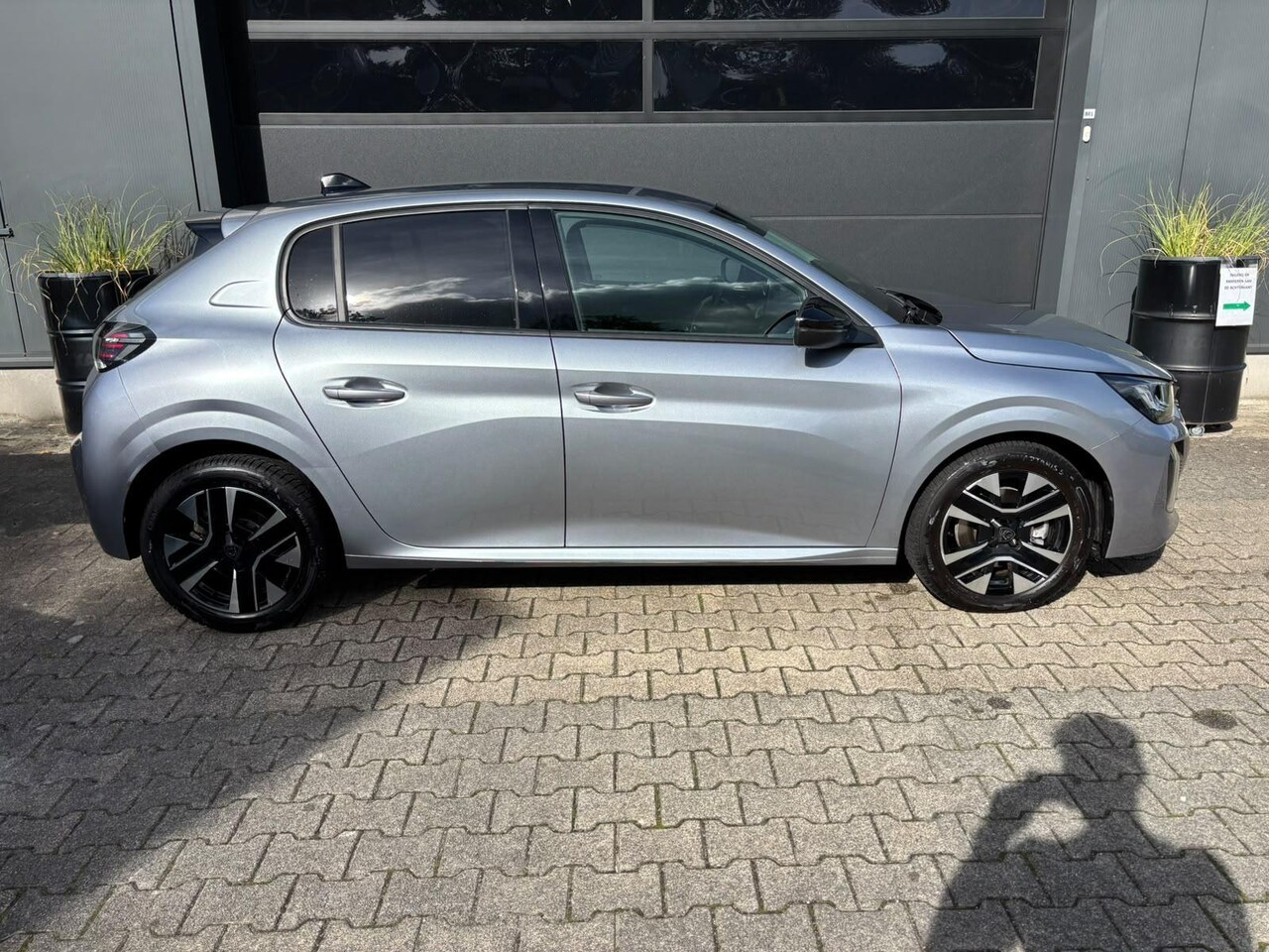 Peugeot 208 - 1.2 100 Allure | CARPLAY | CAMERA | CLIMATE CONTROL | CRUISE CONTROL | DIGI DASHBOARD |