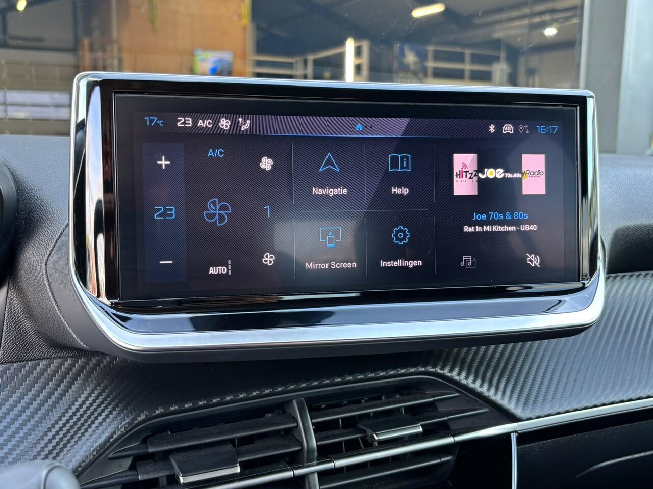 Peugeot 208 - 1.2 100 Allure | CARPLAY | CAMERA | CLIMATE CONTROL | CRUISE CONTROL | DIGI DASHBOARD |