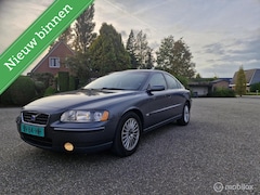 Volvo S60 - 2.4 Momentum