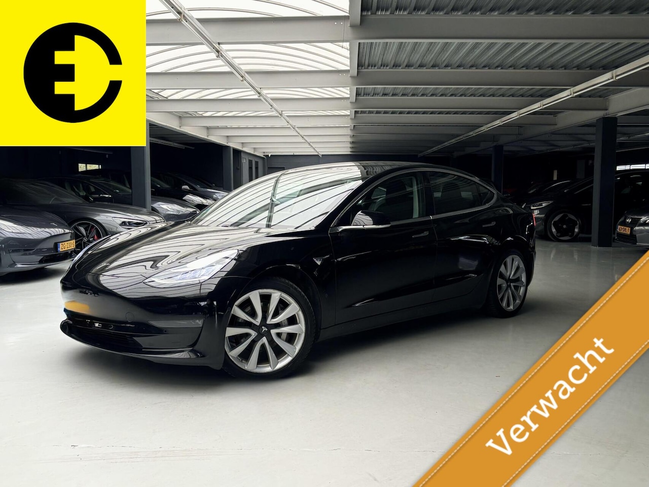 Tesla Model 3 - Long Range AWD 75 kWh | Leder | Stoelverwarming | Pano - AutoWereld.nl