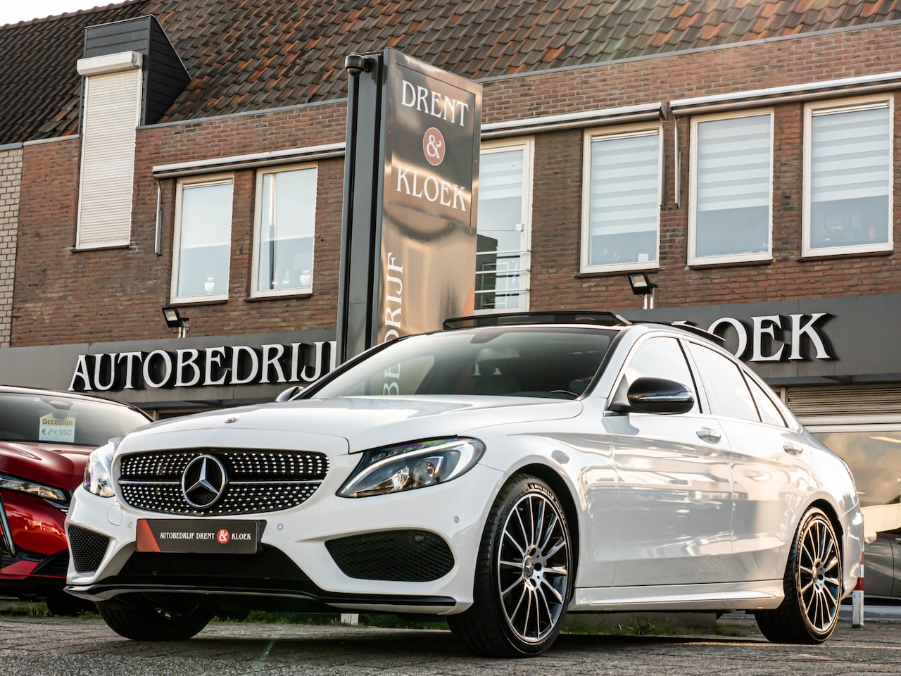 Mercedes-Benz C-klasse - 180 Business Solution AMG ORG NL PANO CAMERA LED 19 INCH LEDER DODEHOEK - AutoWereld.nl