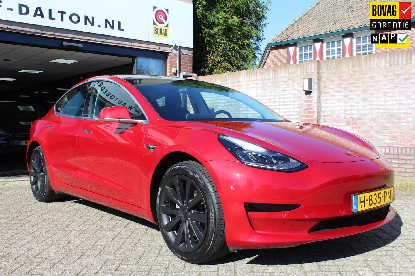 Tesla Model 3 - RWD Plus 60 kWh AUTOPILOT / PANODAK / LEER - AutoWereld.nl
