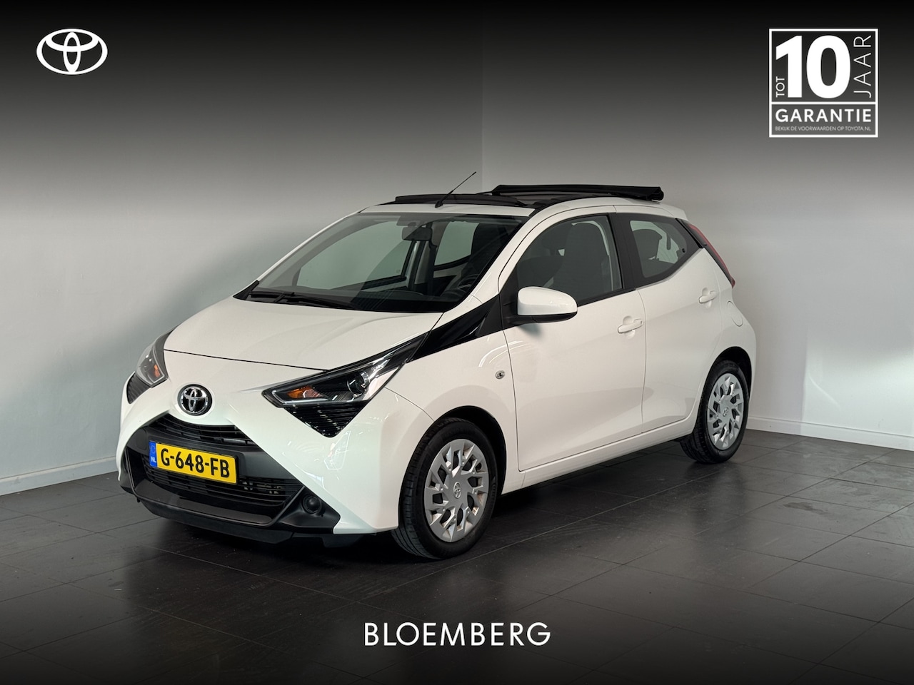 Toyota Aygo - 1.0 VVT-i x-play limited | Cabrio dak | Airco | CarPlay | Achteruitrijcamera | - AutoWereld.nl