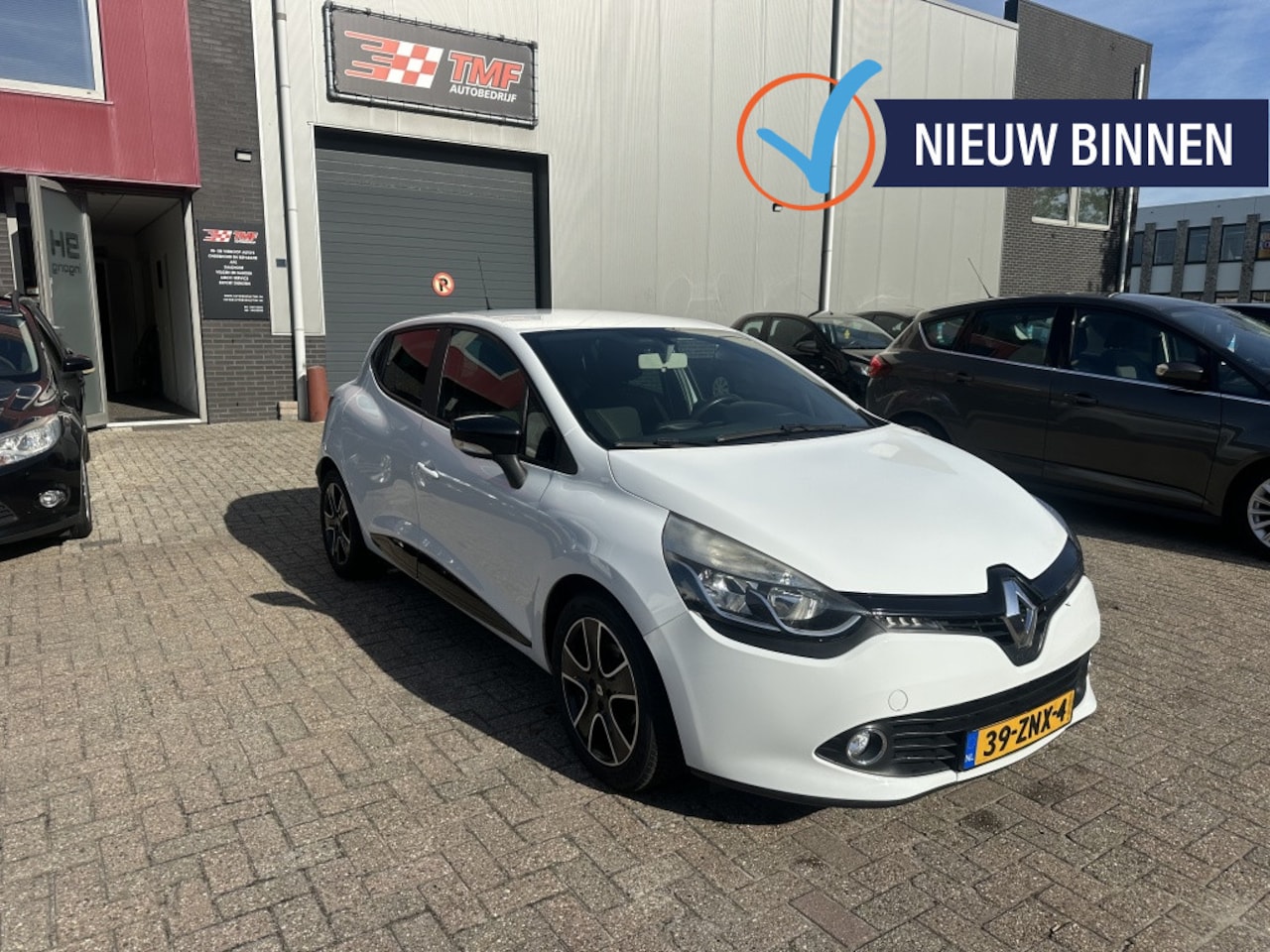 Renault Clio - 0.9 TCe Collection Airco Navi Goed Onderhouden! - AutoWereld.nl