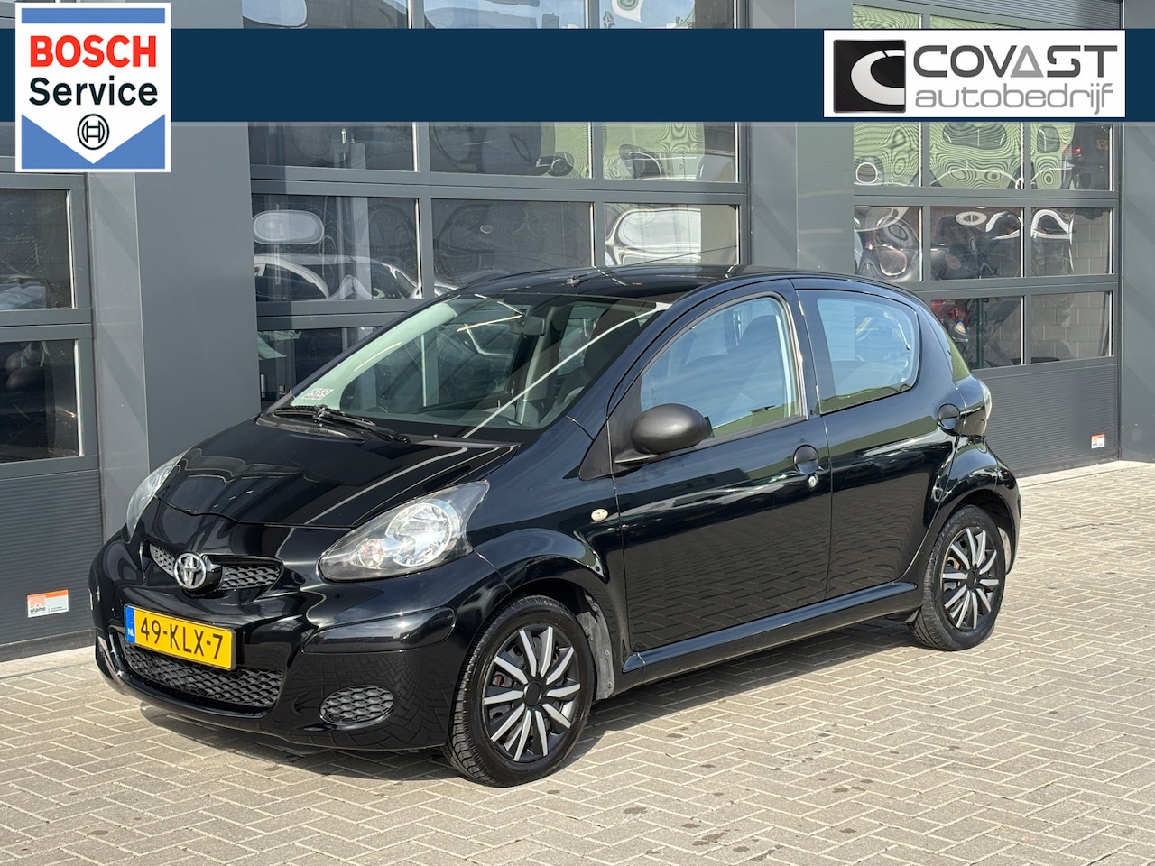 Toyota Aygo - 1.0-12V 5-deurs Airco Nette staat! Nieuwe APK! - AutoWereld.nl