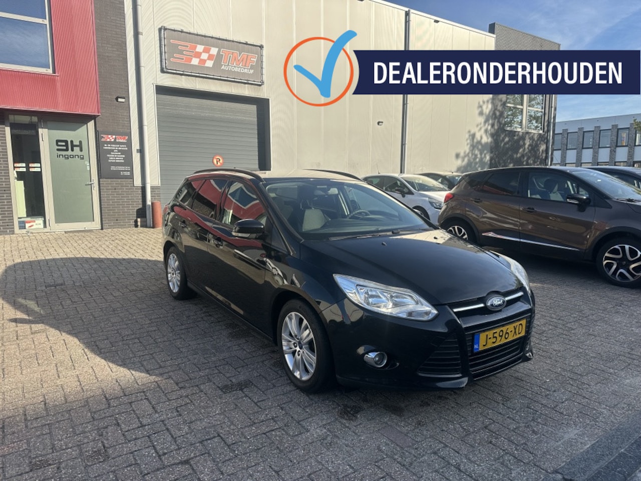 Ford Focus Wagon - 1.0 EcoB. Titanium D-Riem VV Dealer Onderhouden! - AutoWereld.nl