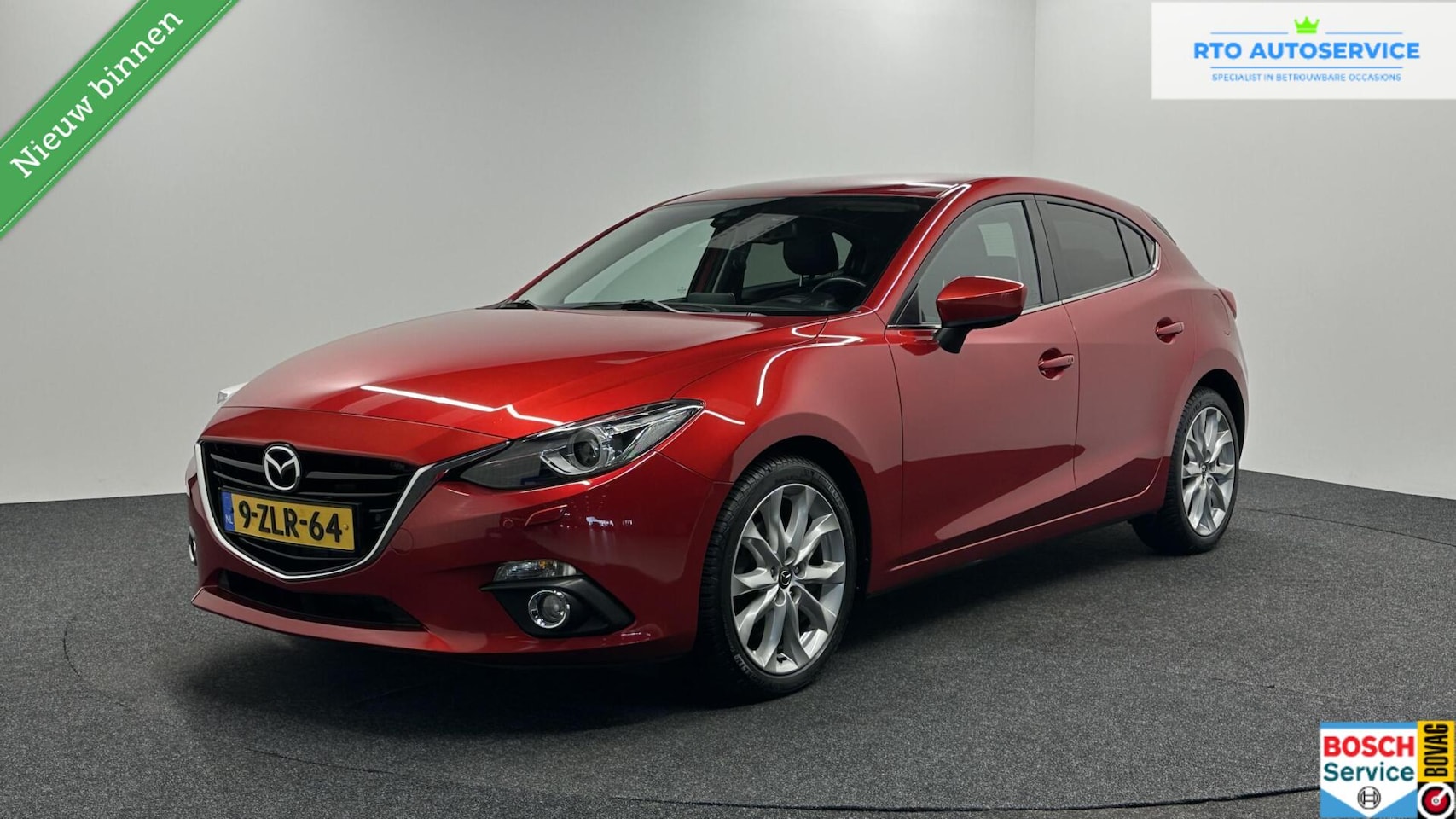 Mazda 3 - 2.0 GT-M LEER NAVI CARPLAY ECC CRUISE LM 102000KM STOELVERWARMING. - AutoWereld.nl