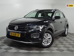 Volkswagen T-Roc - 1.5 TSI Sport Business / Trekhaak / Stoel & Stuur verwarming / Carplay