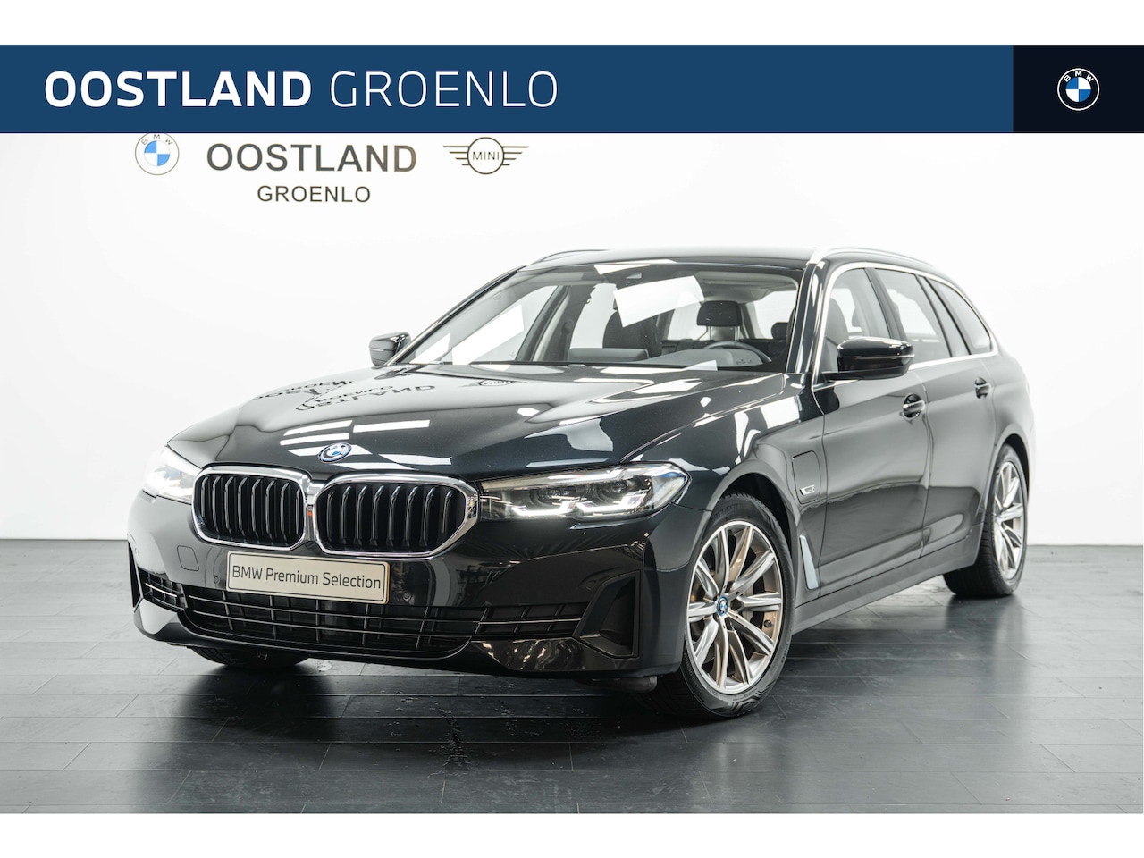 BMW 5-serie Touring - 530e High Executive Automaat SOH 94%/ Sportstoelen / Stoelverwarming / Live Cockpit Profe - AutoWereld.nl