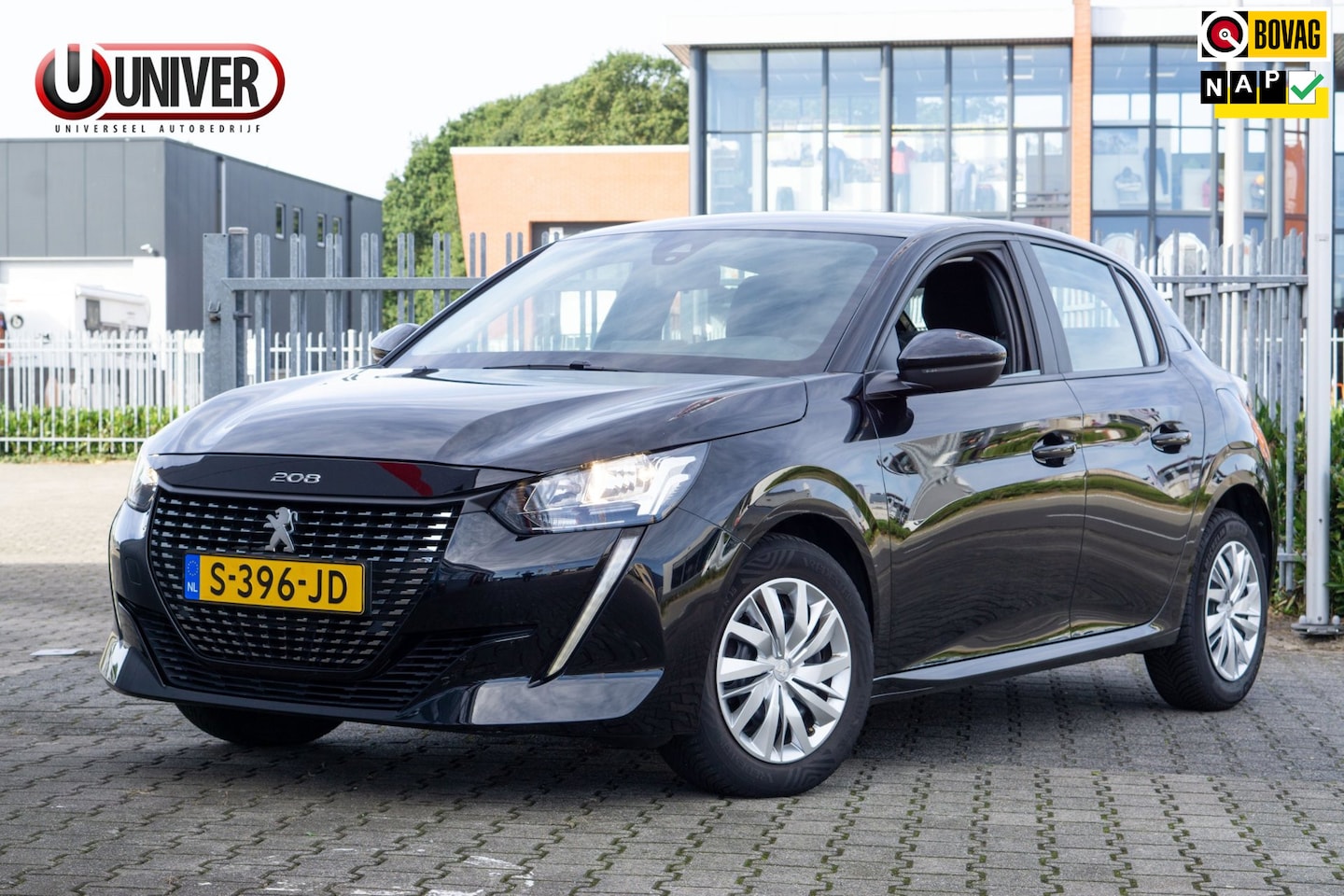 Peugeot 208 - 1.2 PureTech Active CARPLAY/ANDROID - AutoWereld.nl