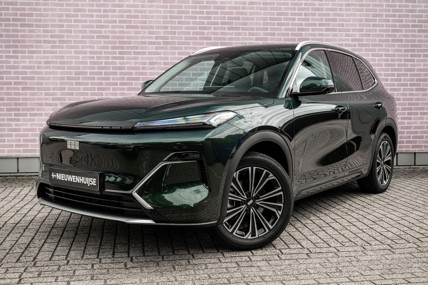 Geely Starray EM-i - 1.5 Max+ | 136km Elektrisch bereik | Stoelverwarming voor + achter | 360 camera | Flyme pr - AutoWereld.nl