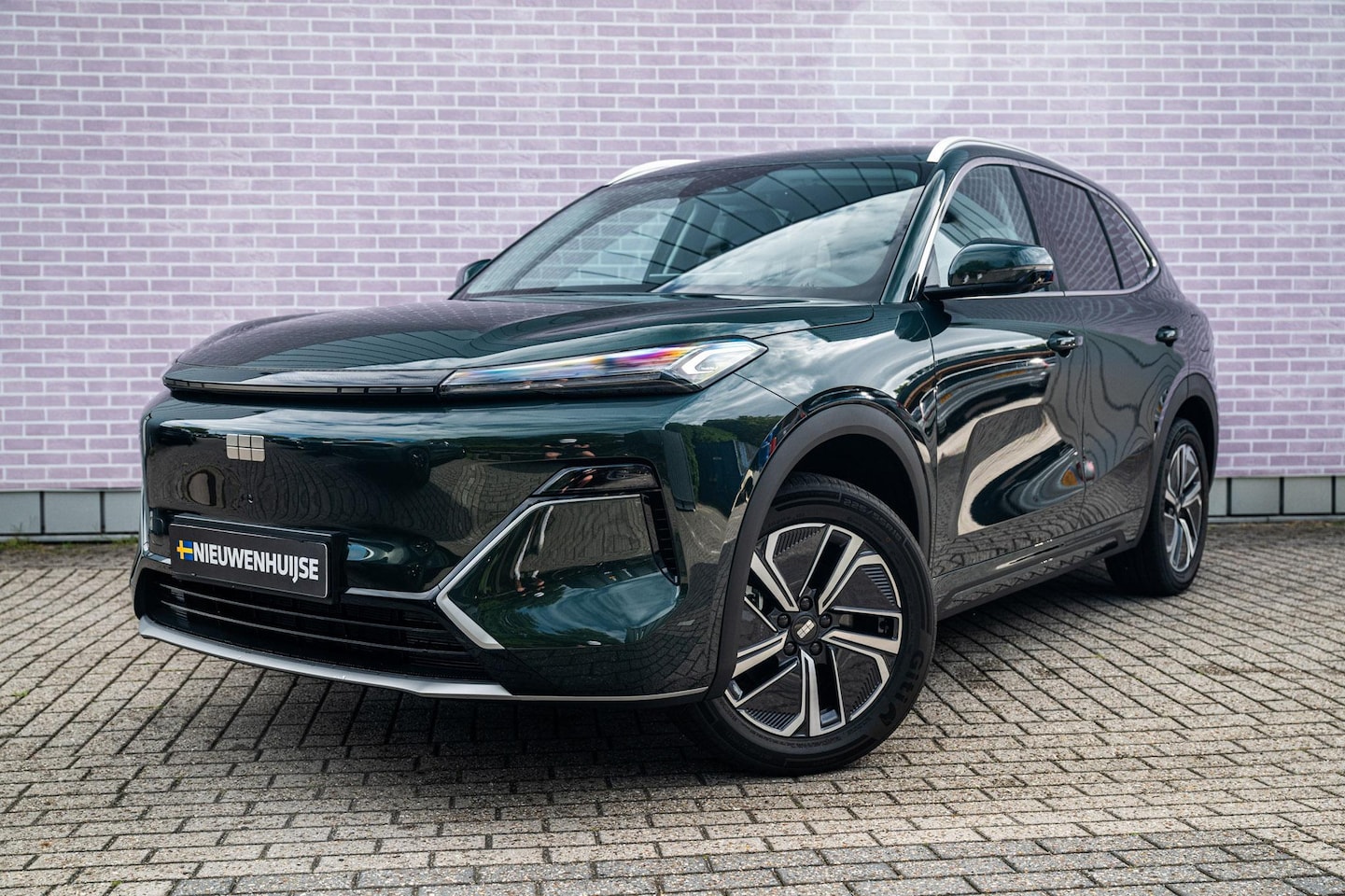 Geely Starray EM-i - 1.5 Pro | 83km Elektrisch bereik | 360 Camera | Stoel- / Stuurverwarming | Parkeersensoren - AutoWereld.nl