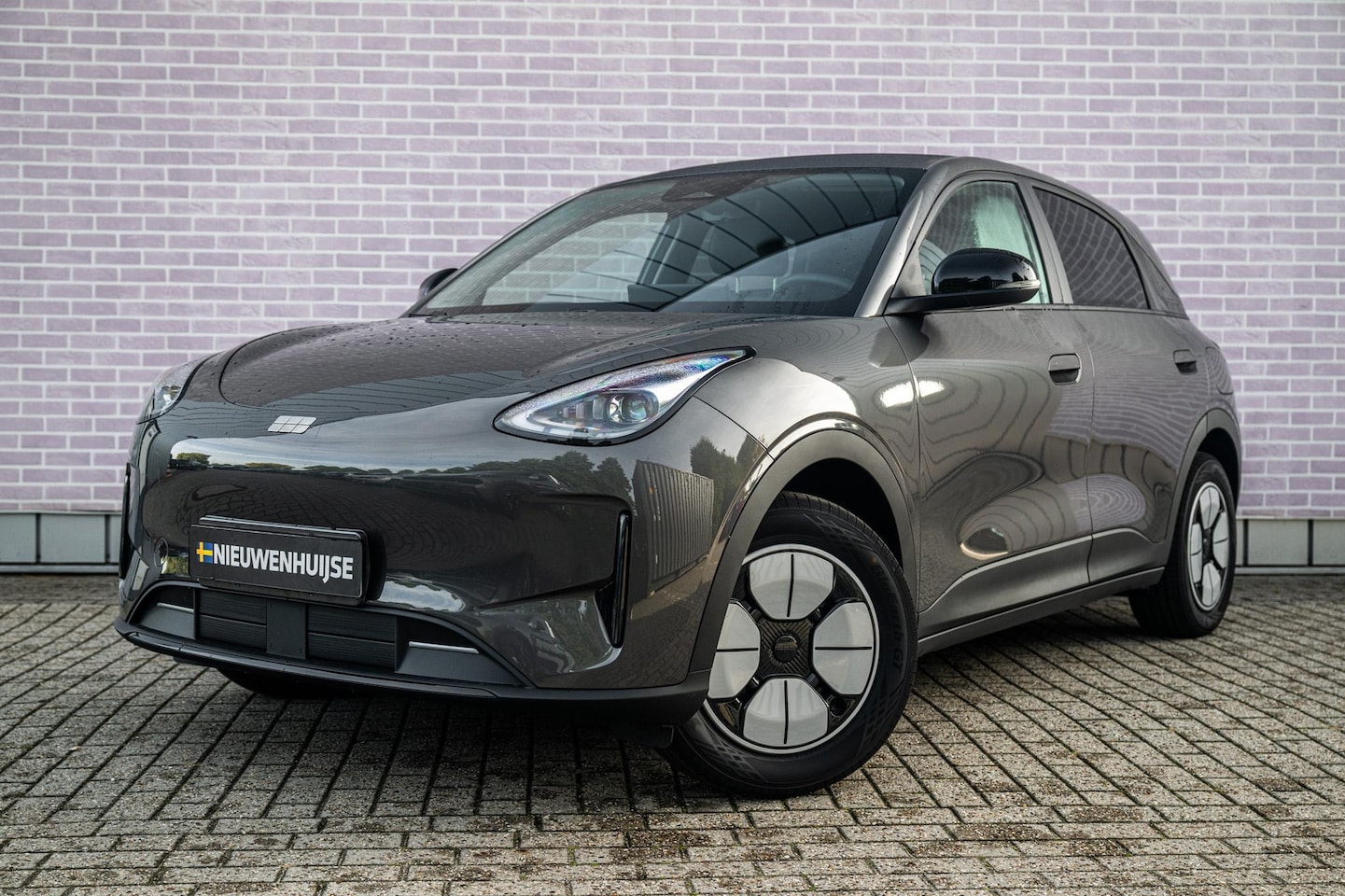 Geely E2 - Max 47.14 kWh 47 kWh | 345km WLTP | 80kW Snelladen | Stoel- / Stuur verwarming | Camera | - AutoWereld.nl