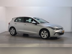 Volkswagen Golf - 1.0 eTSI DSG Life Business Alcantara Navigatie Parkeersensoren