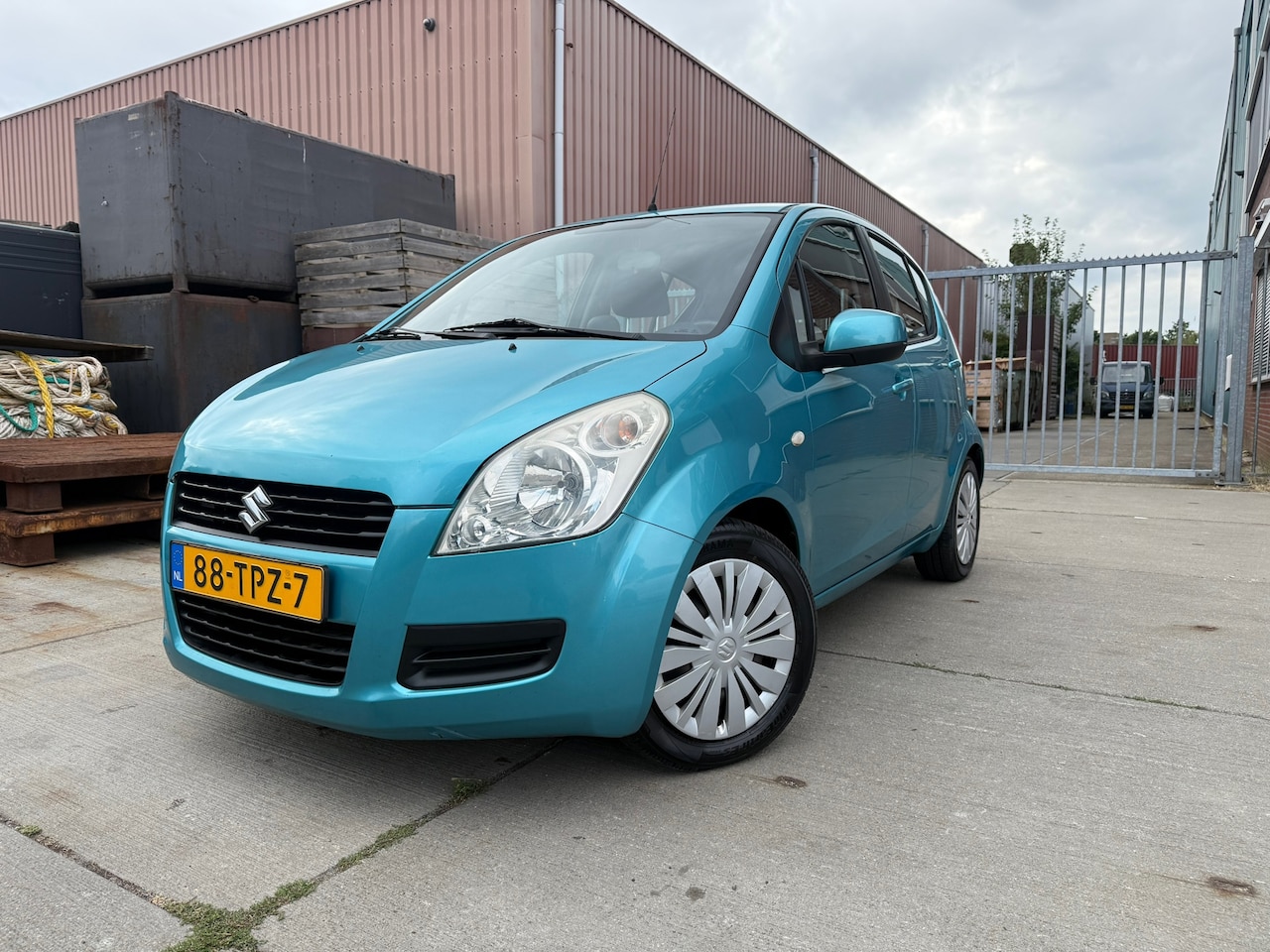 Suzuki Splash - 1.0 VVT Comfort 1.0 VVT Comfort - AutoWereld.nl