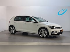 Volkswagen Golf - 1.5 TSI 150pk DSG Highline Business R Alcantara Stoelverwarming Navigatie App-Connect