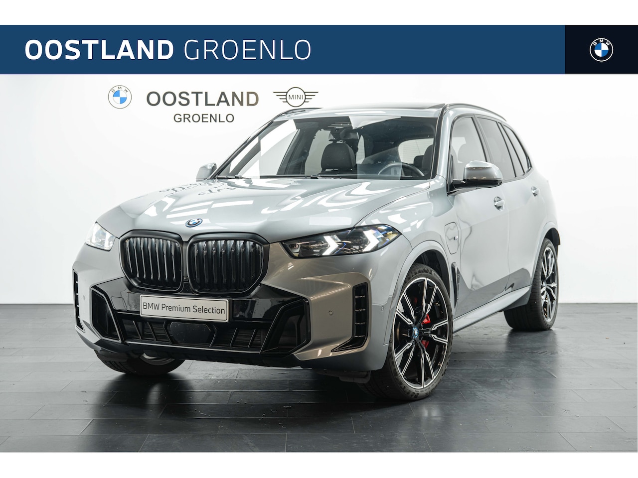 BMW X5 - xDrive50e M Sport Automaat SOH 100%/ Trekhaak / Panoramadak / Comfortstoelen / Comfort Acc - AutoWereld.nl