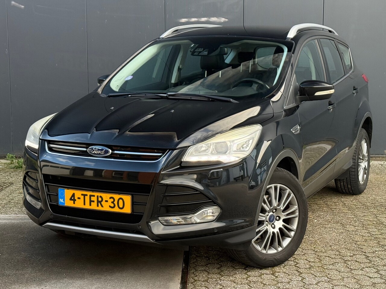 Ford Kuga - 1.6 Titanium Leder Clima PCD Trekhaak StoelverW - AutoWereld.nl