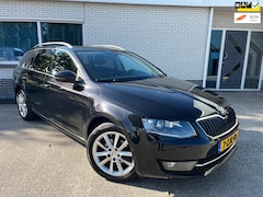 Skoda Octavia Combi - 1.2 TSI Greentech Elegance Businessline|Navi|PDC|Stoelver|Trekhaak|
