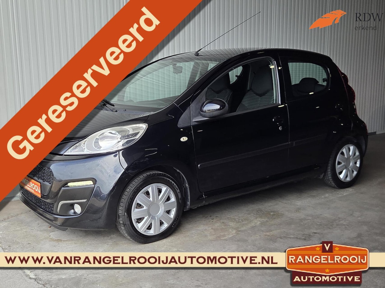 Peugeot 107 - 1.0 Active 1.0 Active 5-deurs, airco, cv, toerenteller, LED drl - AutoWereld.nl