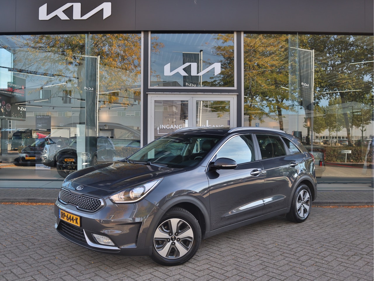 Kia Niro - 1.6 GDi Hybrid DynamicLine | ECC-Airco | Cr. Control | Camera | Navigatie | Tot 10jr. Gara - AutoWereld.nl