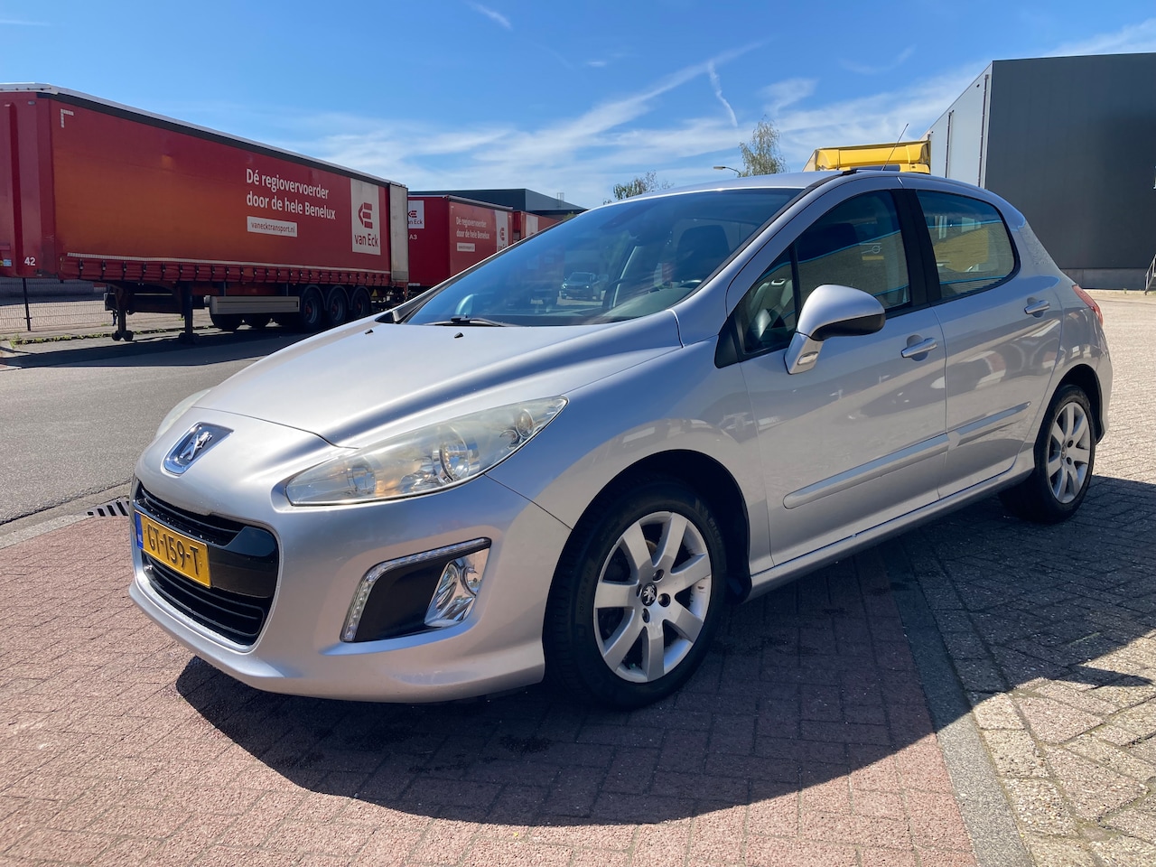 Peugeot 308 - 1.6 VTi Première Nvt - AutoWereld.nl