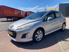 Peugeot 308 - 1.6 VTi Première Nvt