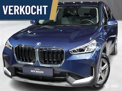 BMW X1 - xDrive25e BUSINESS / CAMERA / TREKHAAK / CARPLAY / AMBIENTE / 18"