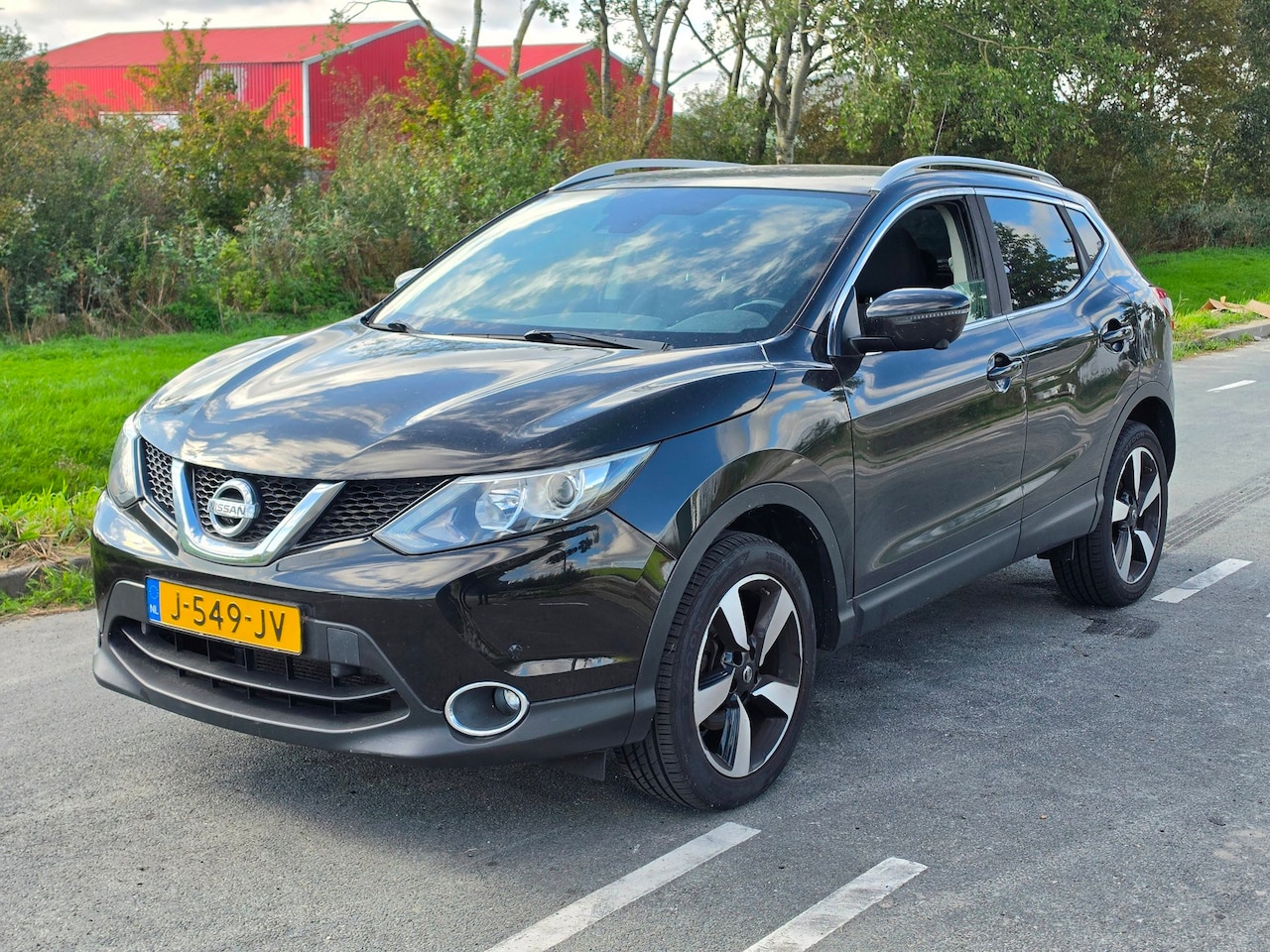 Nissan Qashqai - 1.2 N-Connecta / AIRCO / CAMERA 360 / KEYLESS - AutoWereld.nl