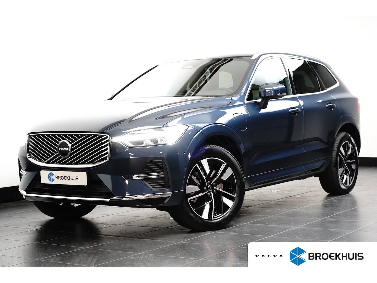 Volvo XC60 - T6 Plus Bright Recharge Plug-In Hybrid AWD | Harman/Kardon | Memory | Pilot Assist | Stuur - AutoWereld.nl