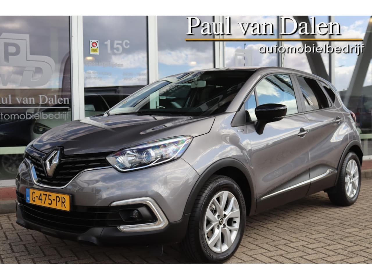 Renault Captur - 0.9TCE LIMITED Trekhaak | Navigatie | Cruise | Airco | Nieuwstaat | NL Auto | Weinig Km | - AutoWereld.nl