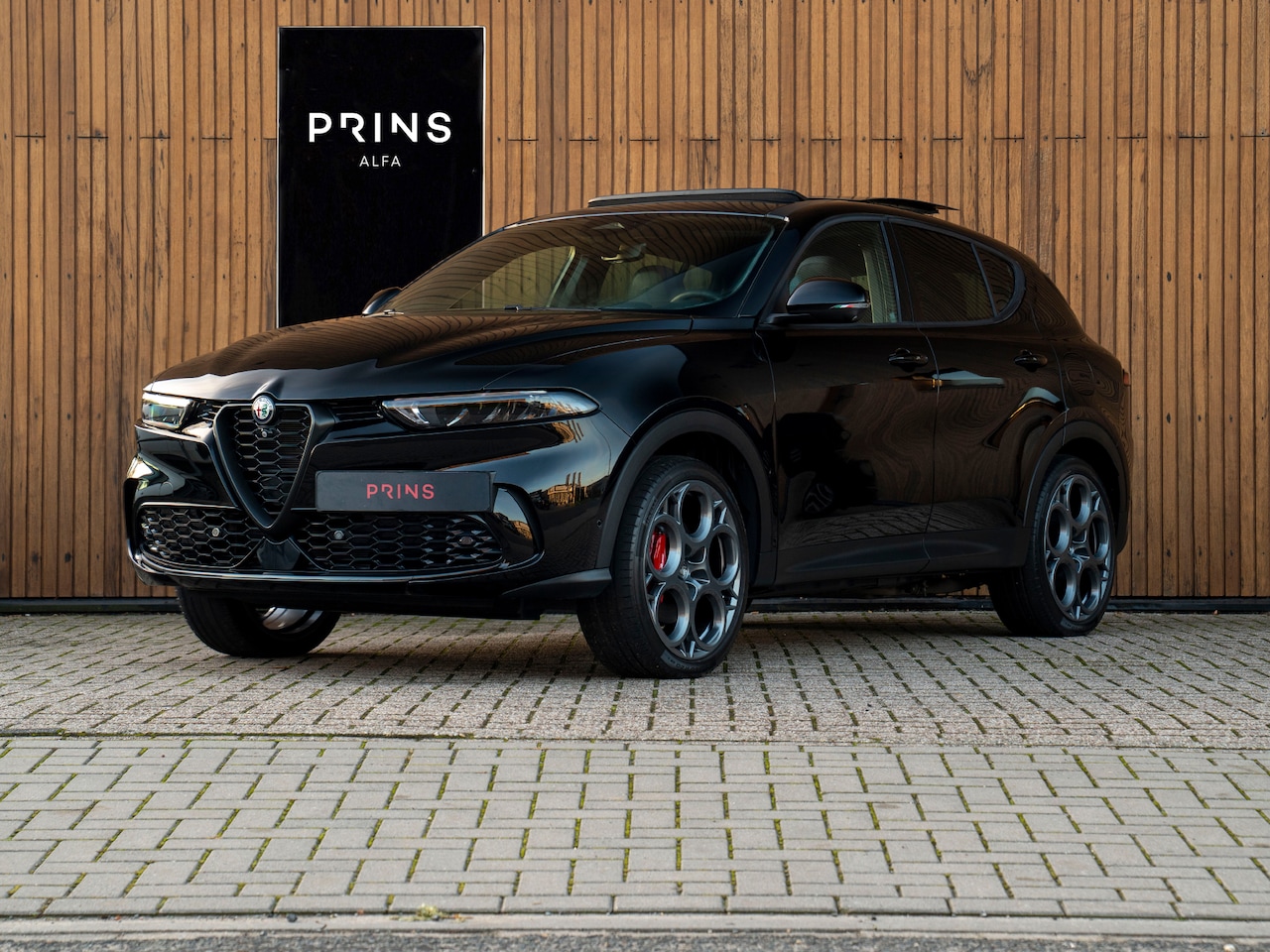 Alfa Romeo Tonale - 1.3T PHEV Sprint | Full option | Pano-dak | 20 inch | Harman/Kardon - AutoWereld.nl