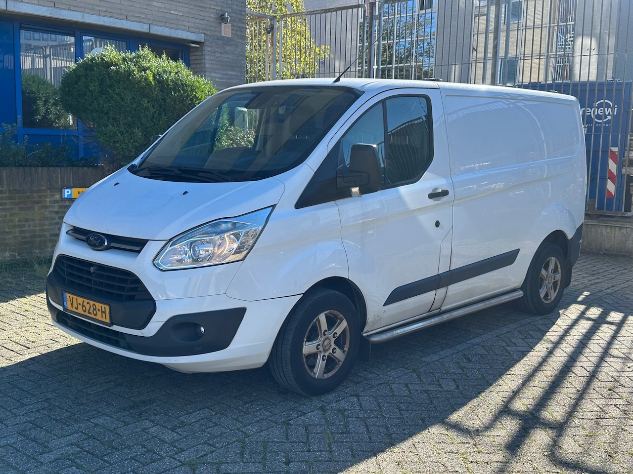 Ford Transit Custom - 270 2.2 TDCI L1H1 Trend 270 2.2 TDCI L1H1 Trend - AutoWereld.nl