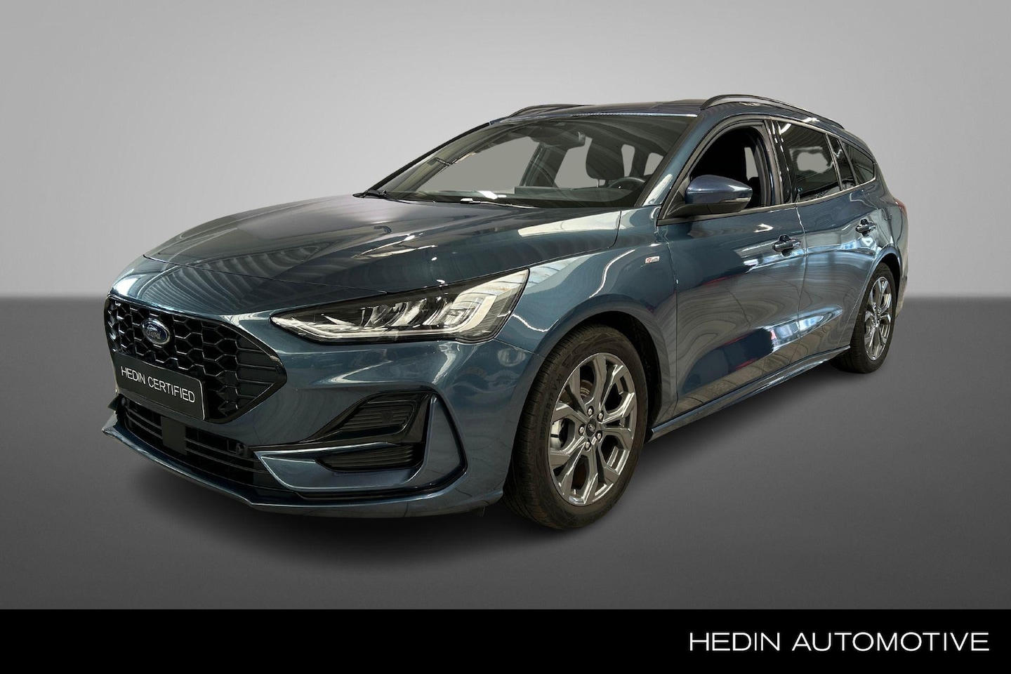 Ford Focus Wagon - 1.0 EcoBoost Hybrid 125pk ST-Line | Winter Pack | Apple Carplay/Android Auto | Navigatie | - AutoWereld.nl
