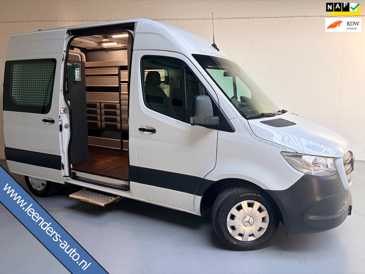 Mercedes-Benz Sprinter - Automaat Servicewagen 314 2.2 CDI 140PK L1H2 euro6 BOTT, Victron V230, Standkachel, Trekha - AutoWereld.nl
