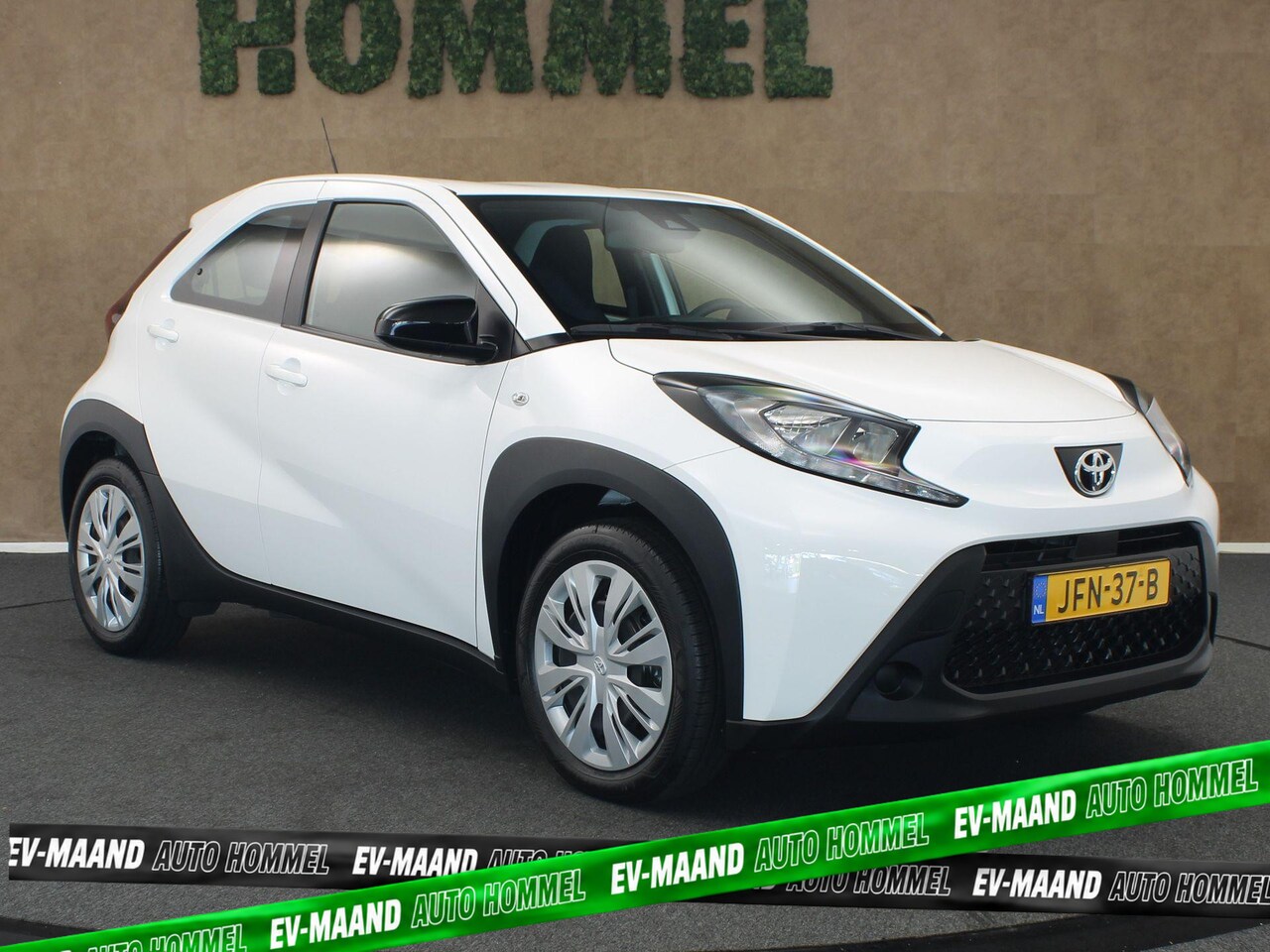 Toyota Aygo X - 1.0 VVT-i MT Play - ORIGINEEL NEDERLANDSE AUTO - AFKOMSTIG VAN 1E EIGENAAR - AIRCO - ADAPT - AutoWereld.nl
