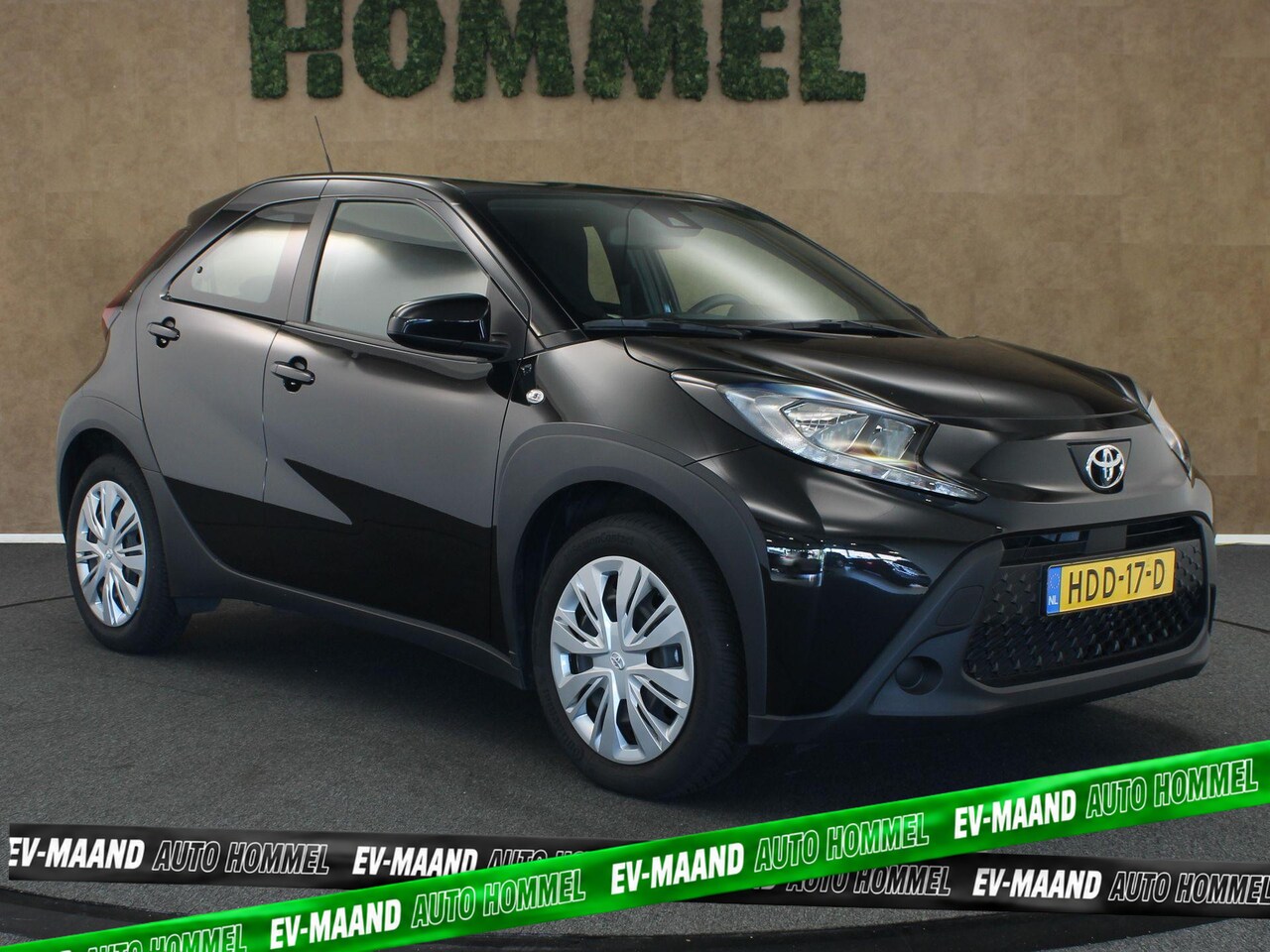 Toyota Aygo X - 1.0 VVT-i MT Play - ORIGINEEL NEDERLANDSE AUTO - AIRCO - ADAPTIEVE CRUISE CONTROL - ACHTER - AutoWereld.nl