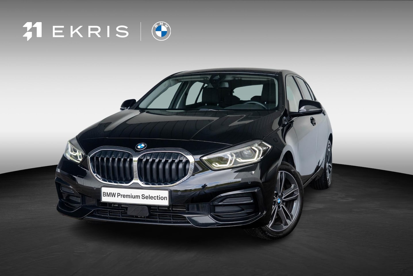BMW 1-serie - 5-deurs 118i Sport Line / Sportstoelen voor / PDC voor/achter / Sportstuur - AutoWereld.nl