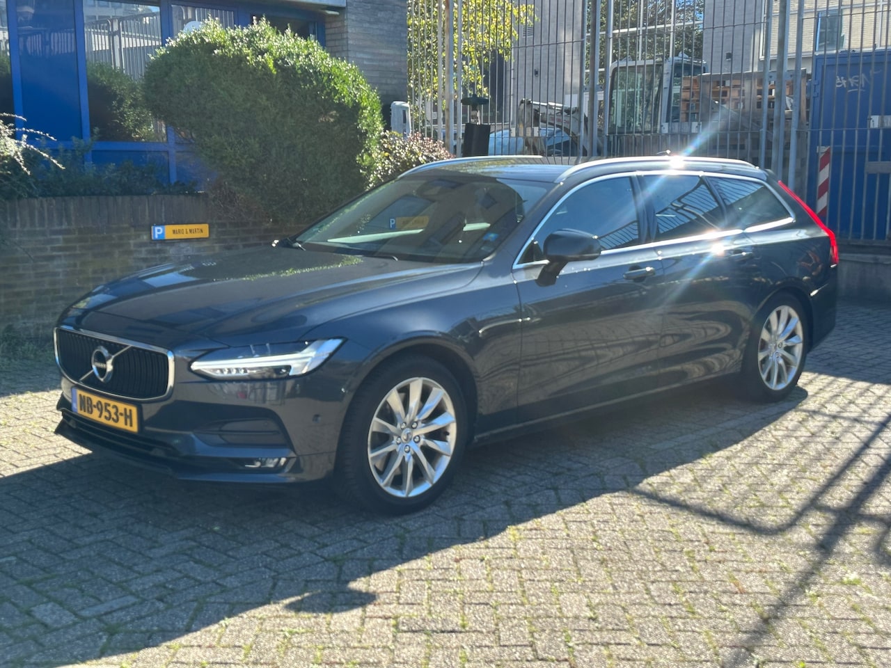 Volvo V90 - 2.0 T5 Momentum 2.0 T5 Momentum - AutoWereld.nl