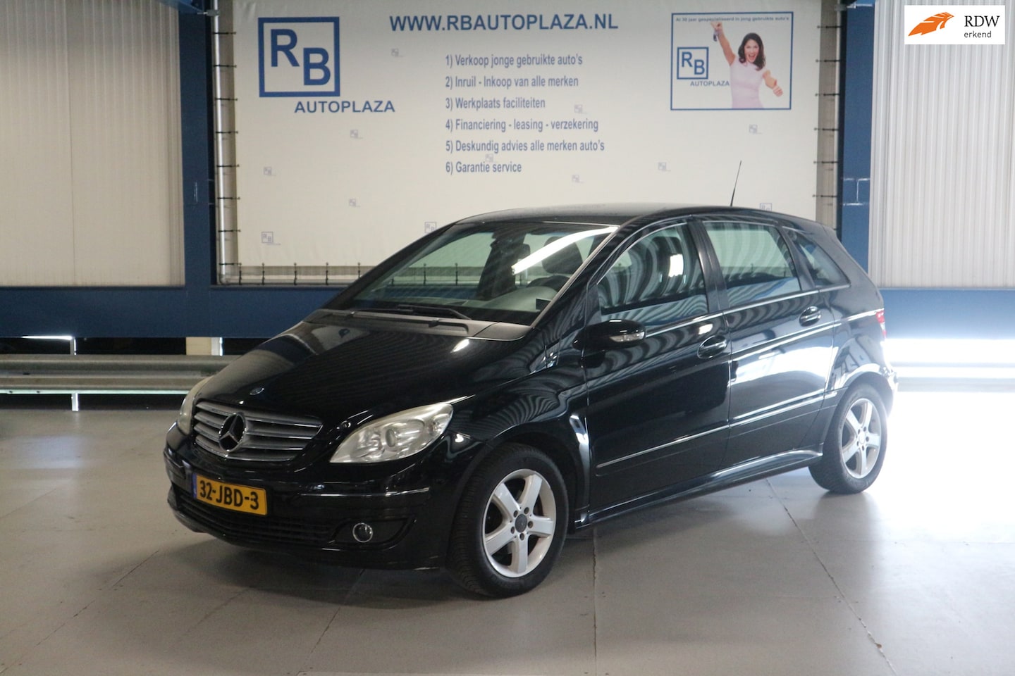 Mercedes-Benz B-klasse - 170 AUTOMAAT . AIRCO . STOELVERWARMING ! ! ! - AutoWereld.nl