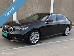 BMW i5 - eDrive40 Full Option Dealer Onderhouden Lane Assist