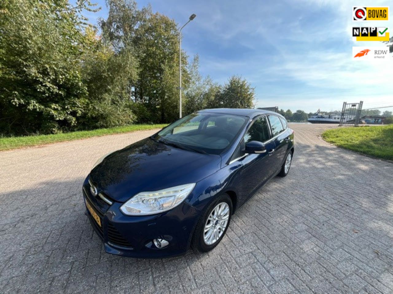 Ford Focus - 1.6 EcoBoost Titanium|Vol opties|Voll onderhouden - AutoWereld.nl