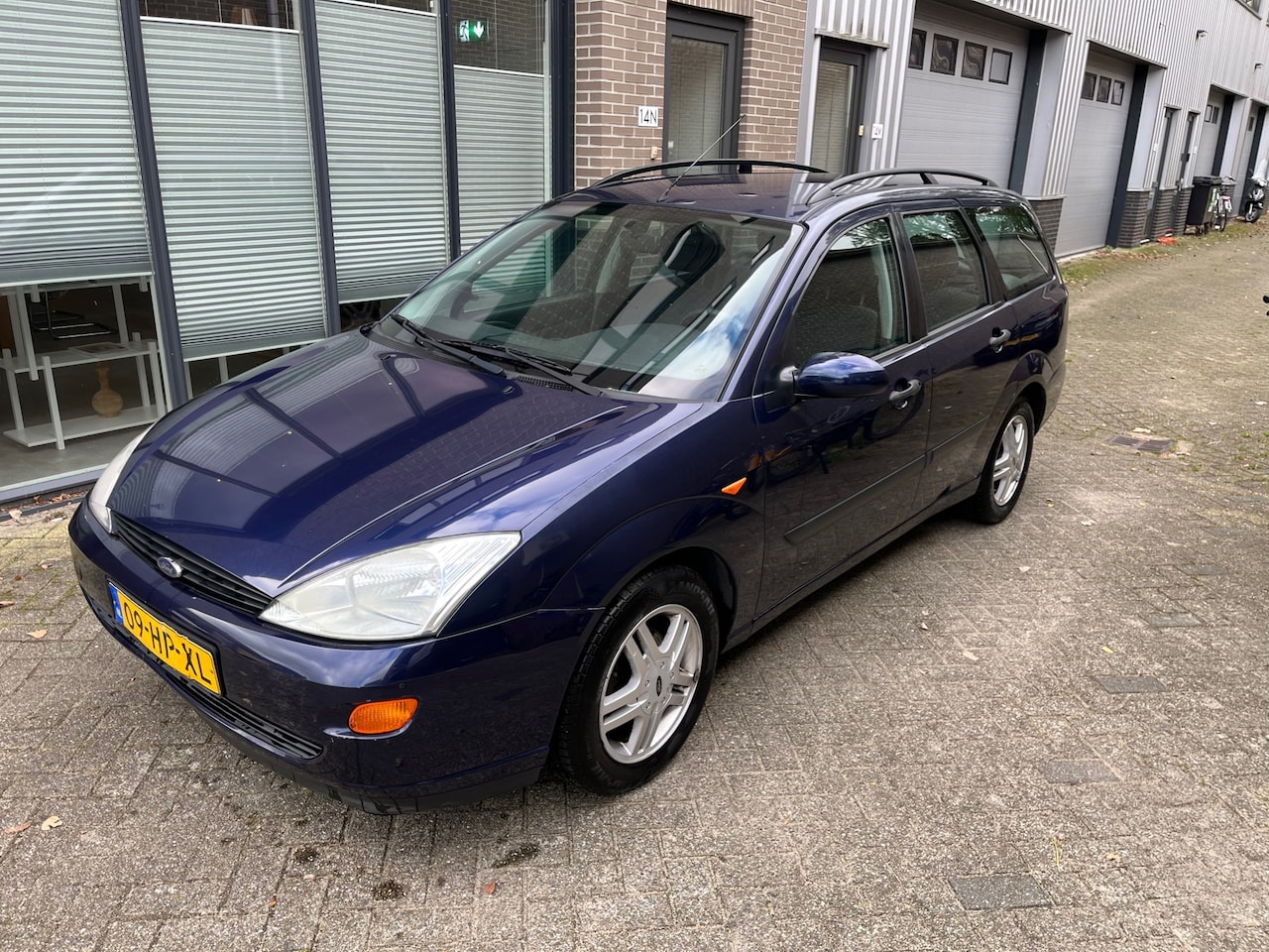 Ford Focus Wagon - 1.6-16V Collection AUTOMAAT! Airco! 180 DKM! - AutoWereld.nl