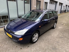 Ford Focus Wagon - 1.6-16V Collection AUTOMAAT Airco 180 DKM