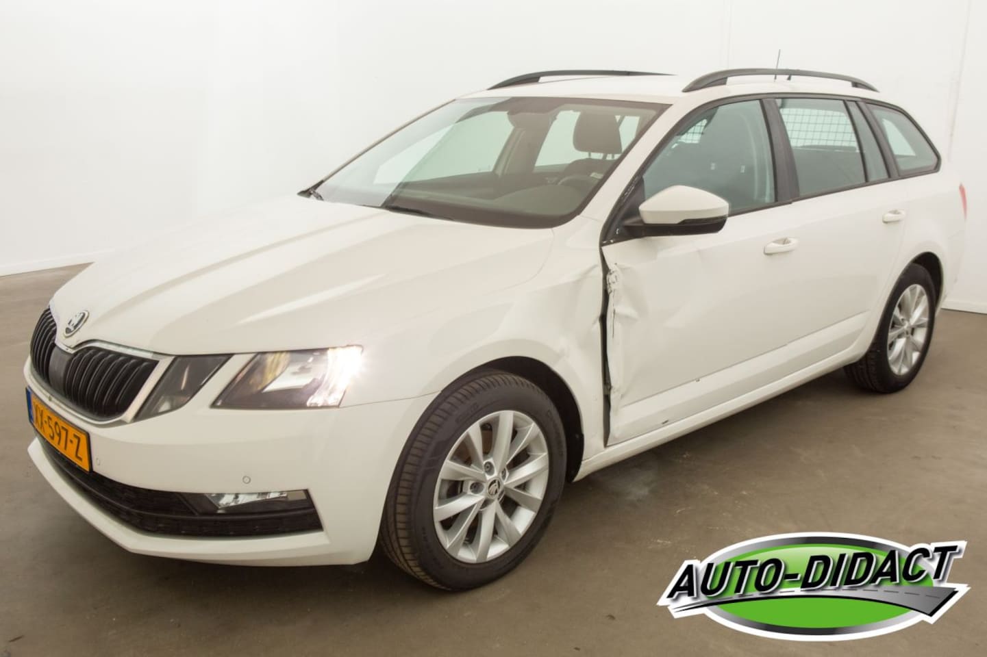 Skoda Octavia - 1.0 TSI Automaat Navi Camera Greentech Ambition Business - AutoWereld.nl
