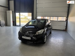 Toyota Yaris - 1.33 VVT-i Aspiration | navi | airco | 1e eig | 6 bak | 100 pk