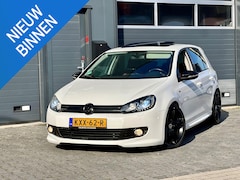 Volkswagen Golf - 1.4 TSI R-LINE *DSG*PANO*CAMERA*XENON*LED
